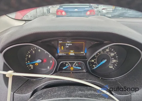 2017 Ford Focus Se z USA, uszkodzony, nr VIN 1FADP3K26HL341030